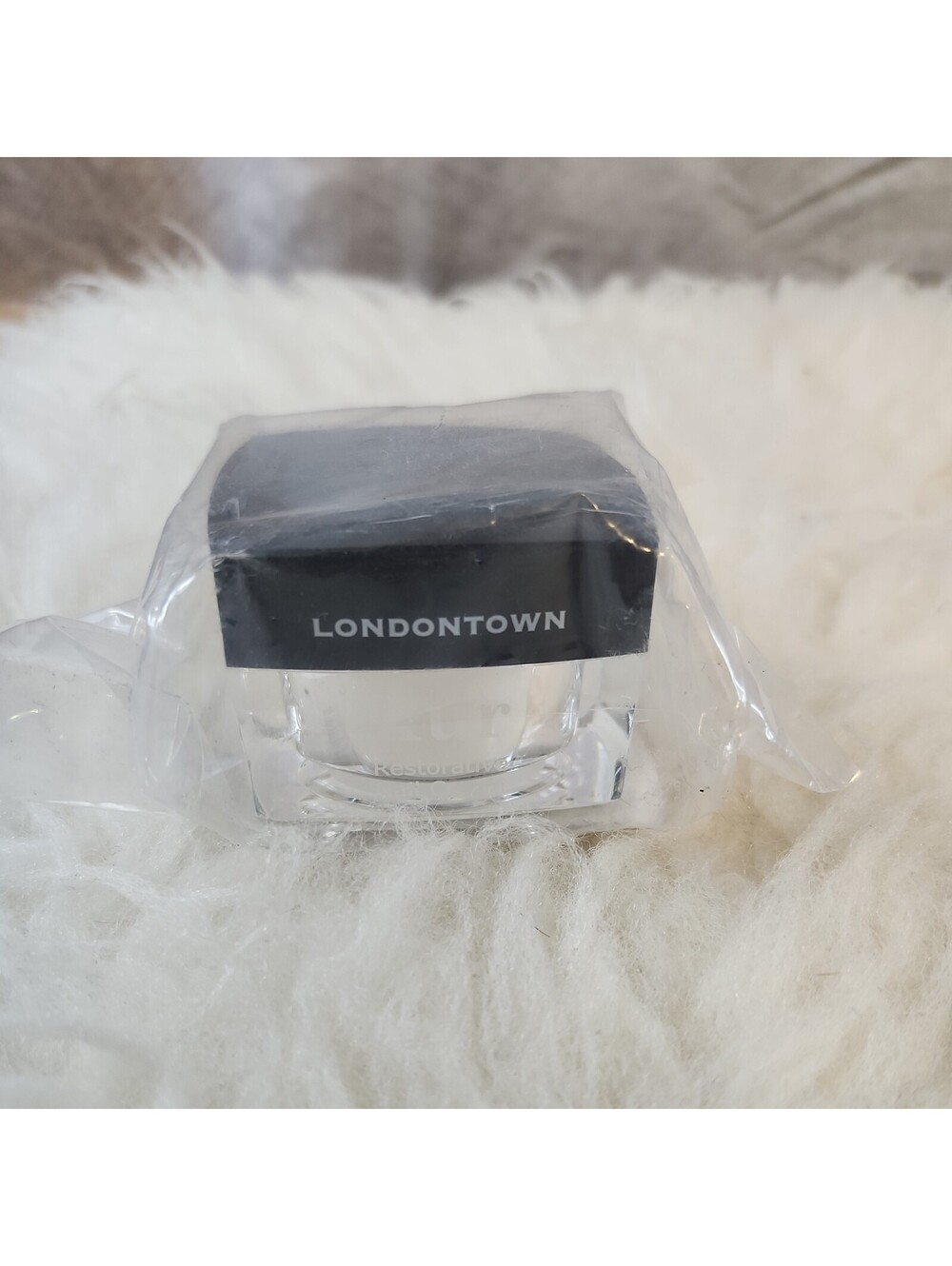 LONDONTOWN KUR Restorative Nail Cream, 1 Fl Oz Brand New And Sealed